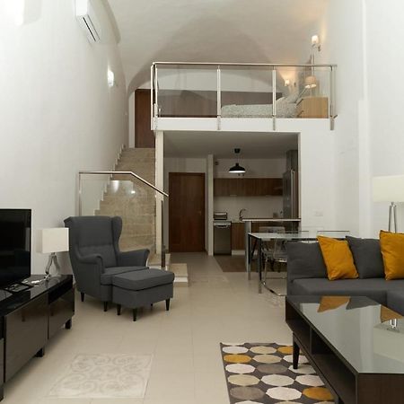 Apartamento Turistico Centro Monumental -- Caces Buitenkant foto