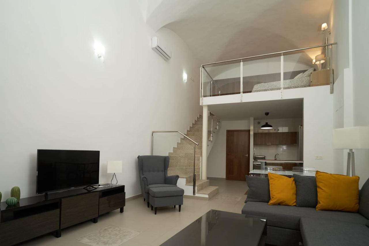 Apartamento Turistico Centro Monumental -- Caces Buitenkant foto